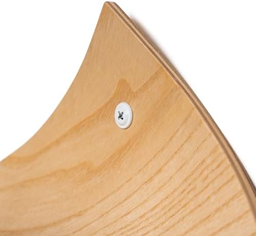 Nature-Enhancing Leaf Toilet Paper Holder